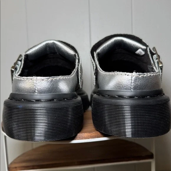 Dr. Martens Laketen Slingback Mule Tumbled Silver Metallic Size 8 NWOT - Picture 13 of 16